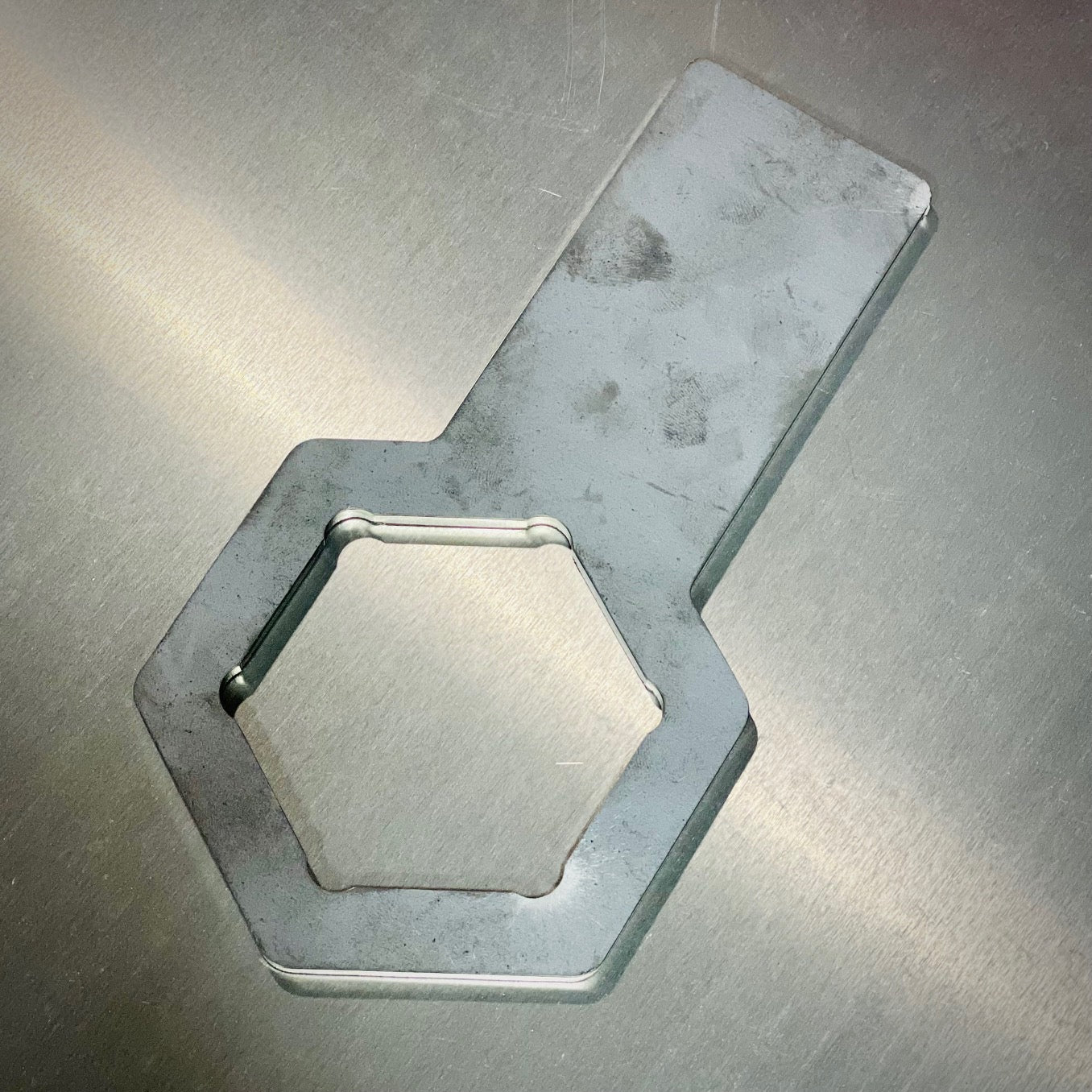 CAP WRENCH for MEGA Swing Out Tire Carrier Spindle
