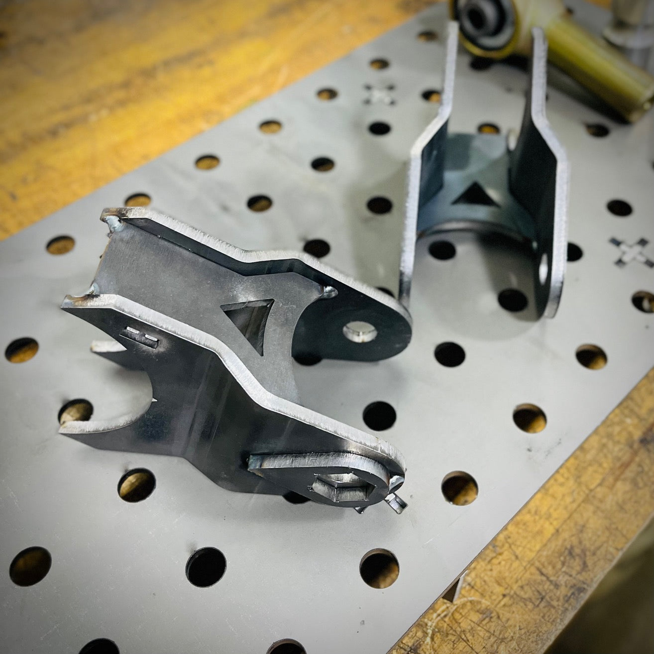Universal DIY Traction Bar