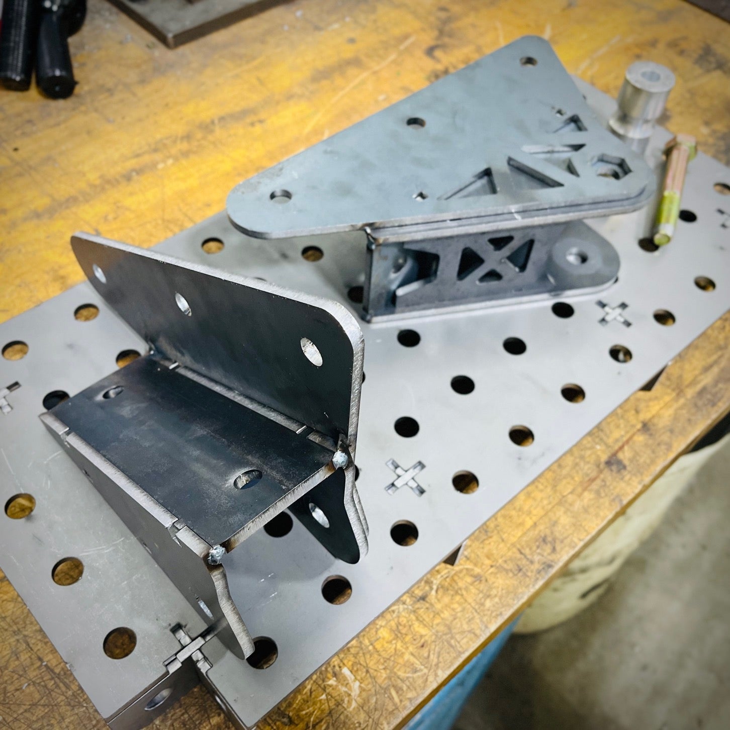 Universal DIY Traction Bar